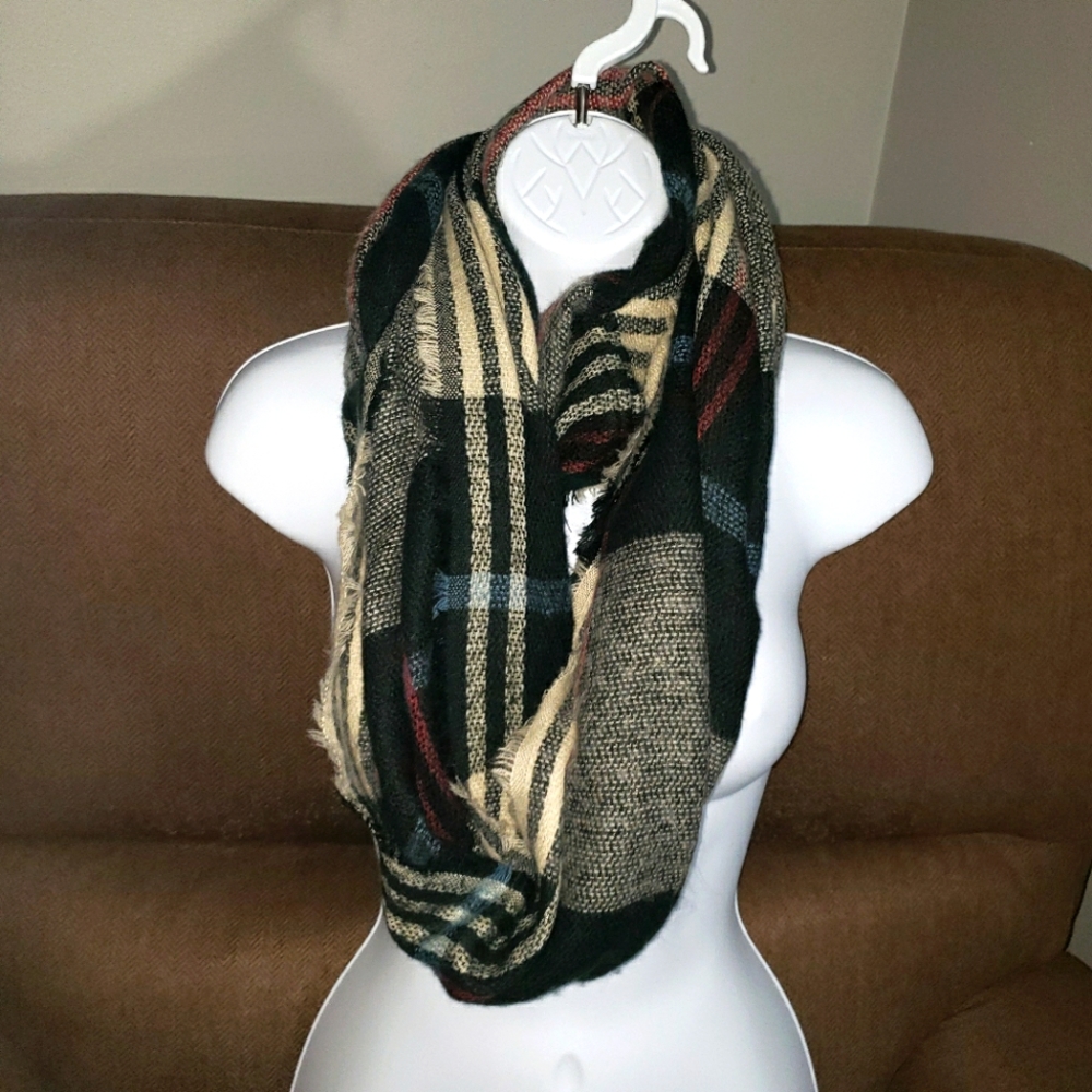 Look wool blend infinite unisex scarf